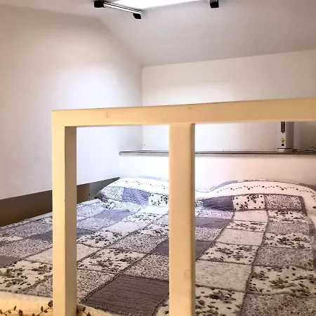 Teodor House Apartment *